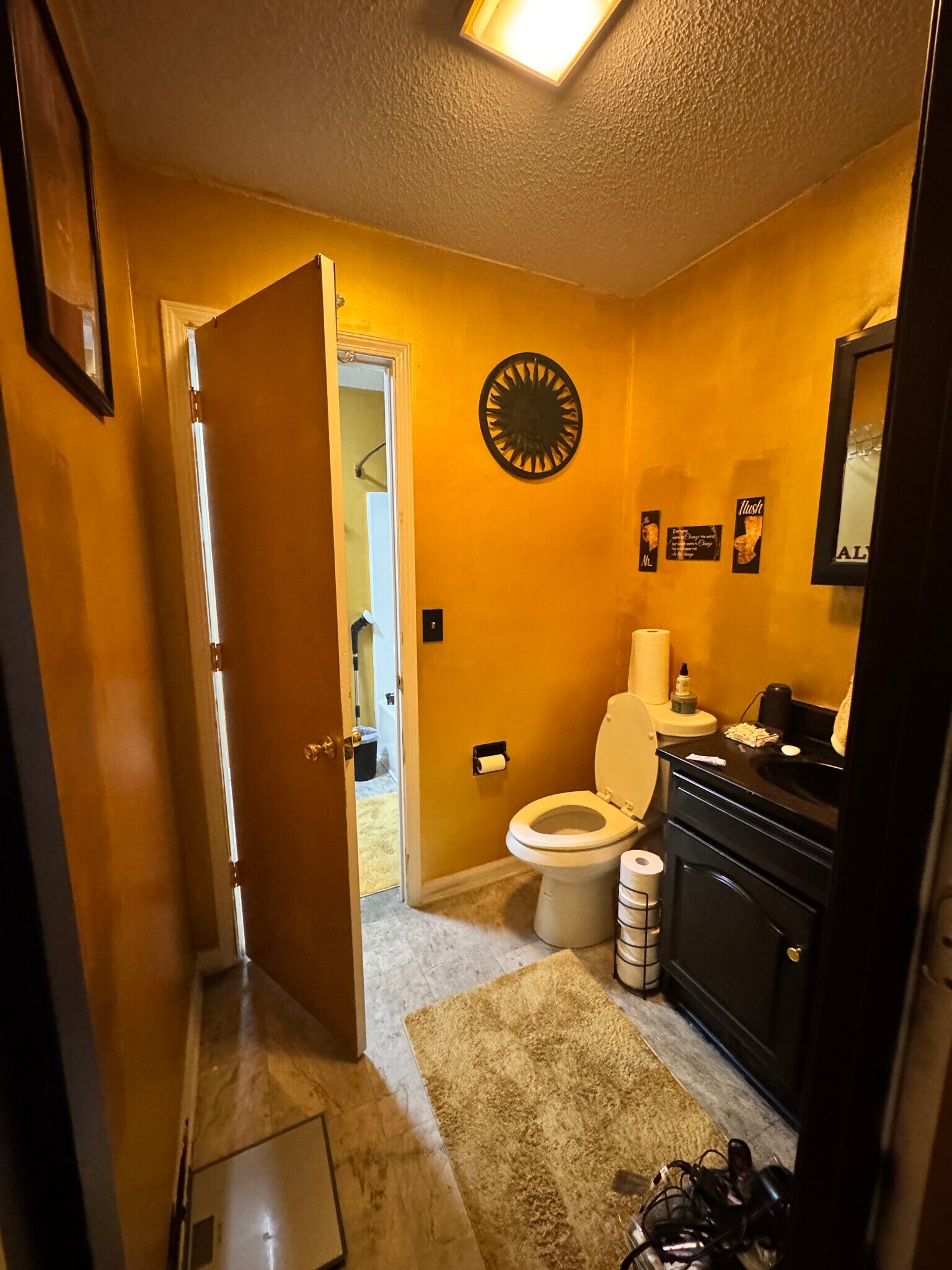 Half Bathroom - 1006 Tuscaloosa St