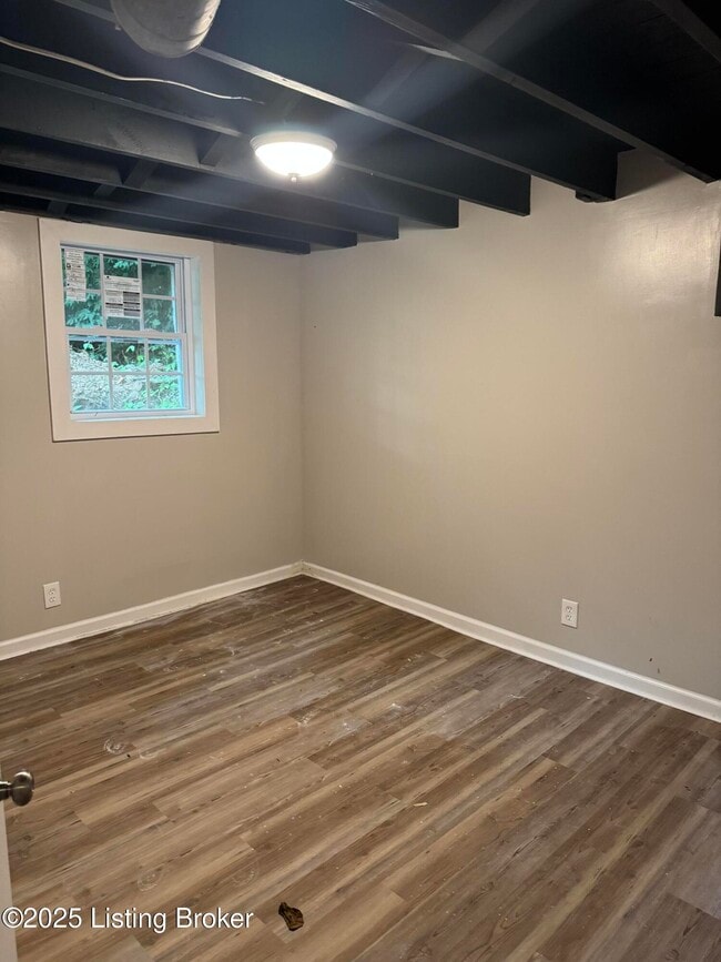 Building Photo - 104 N 45th St