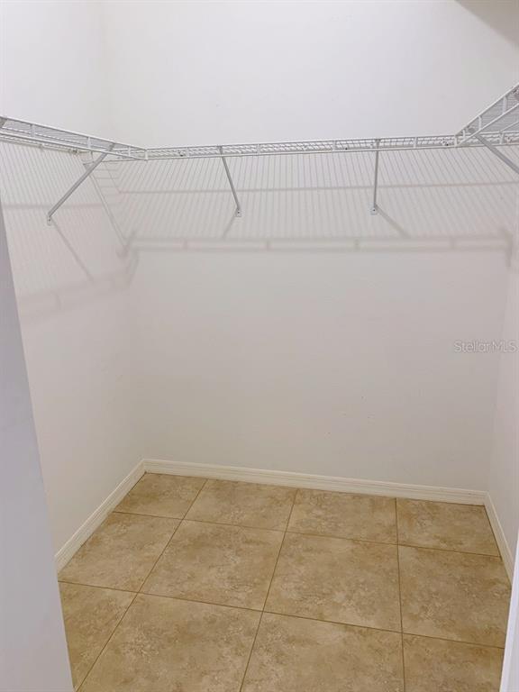 Building Photo - 10126 Mowry Ln