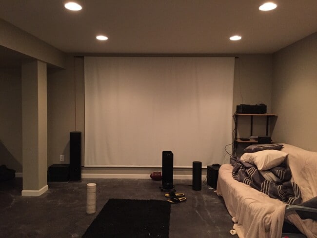 Building Photo - 5 bedroom house on the Westside - close to UIHC