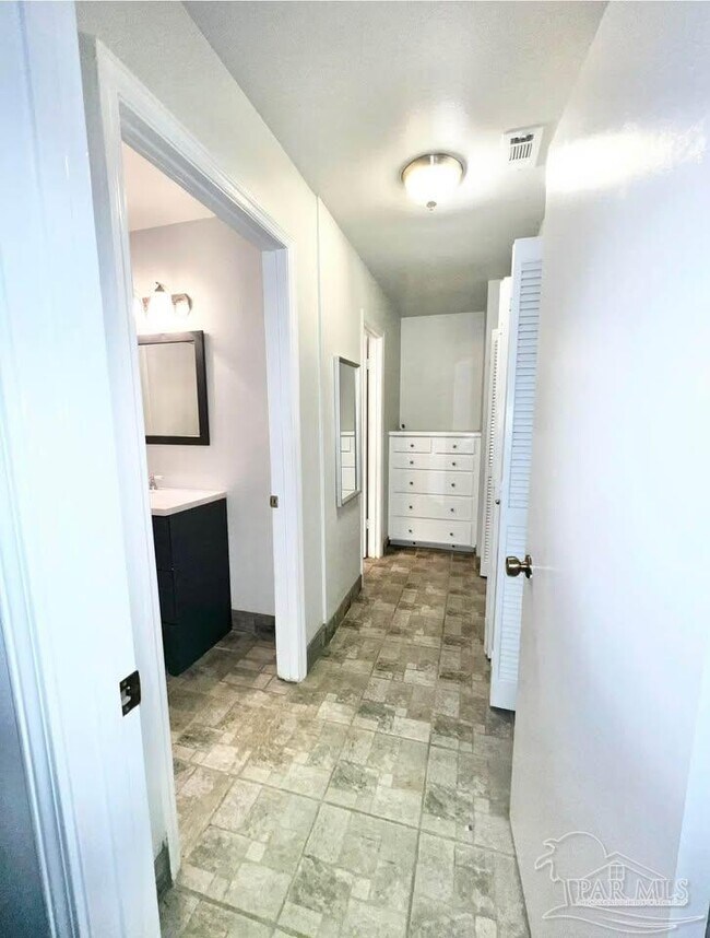 Building Photo - 5705 Admiral Doyle Rd