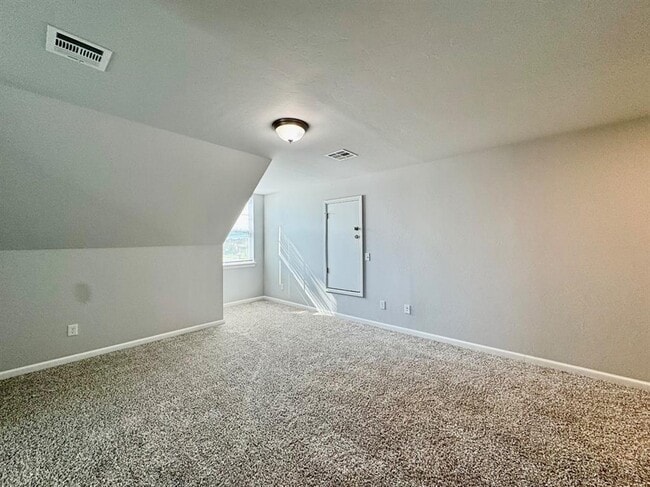 Building Photo - 18305 Autumn Grv Ct