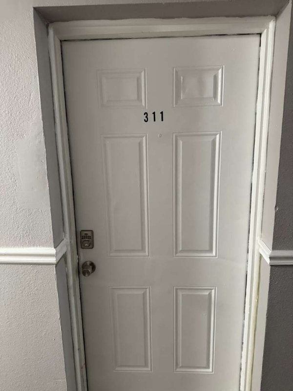 Building Photo - 13540 Superior Rd