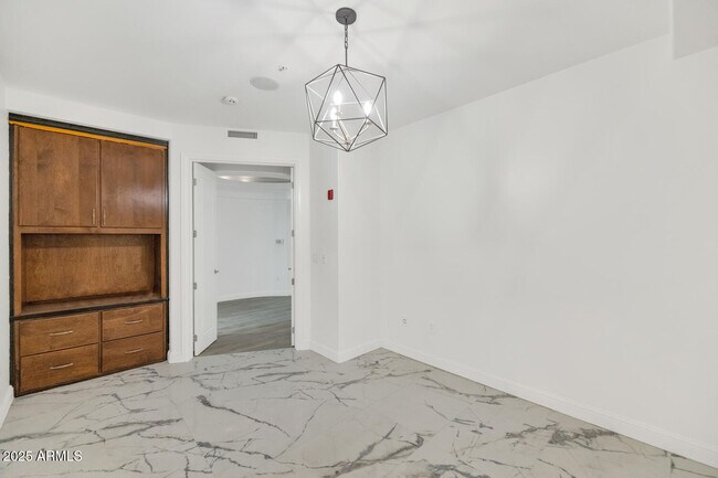 Building Photo - 3801 N Goldwater Blvd