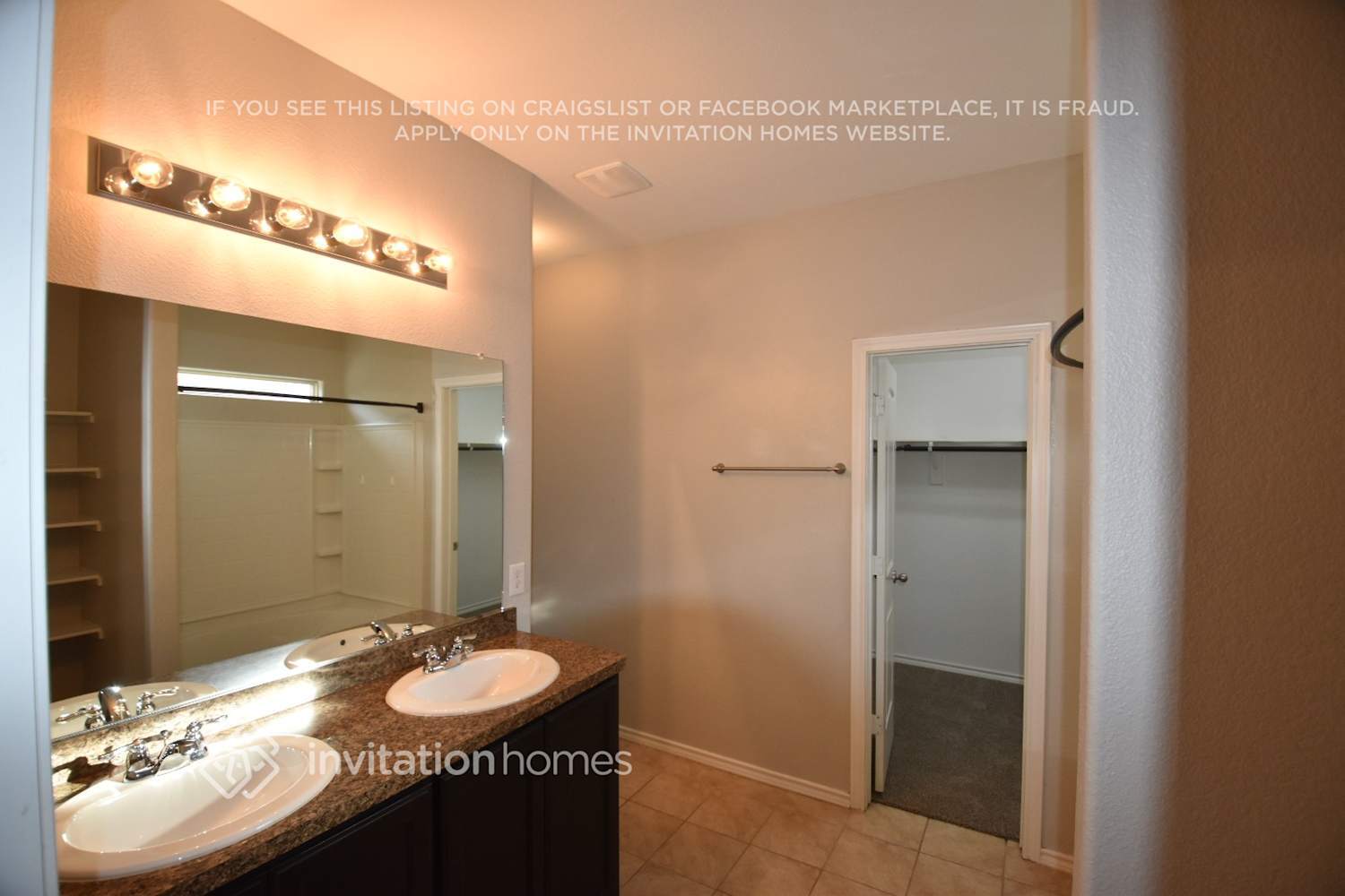 Building Photo - 652 Creekview Dr