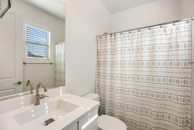 Building Photo - 4196 E Coconino Pl