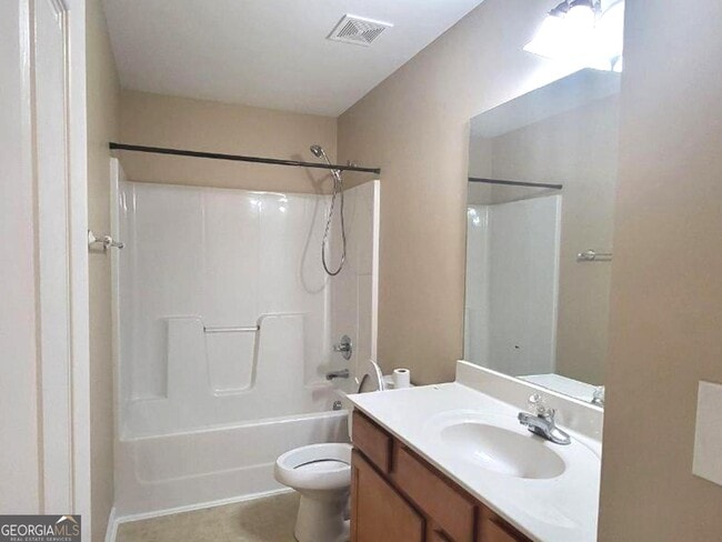 Building Photo - 2123 Worrall Hill Dr