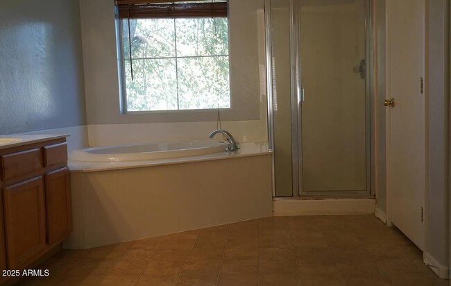 Building Photo - 1464 S Heron Ln