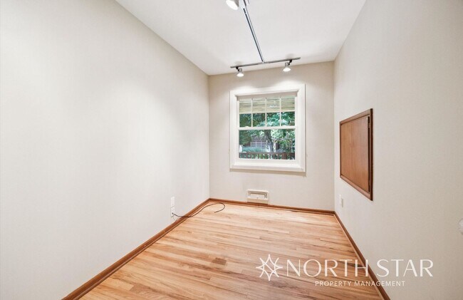 Building Photo - Charming Home in Coveted First Addition Ne...