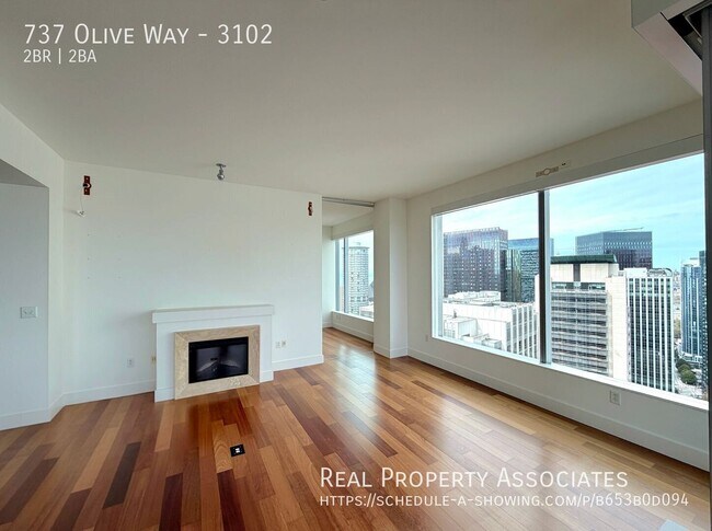 Building Photo - 737 Olive Wy