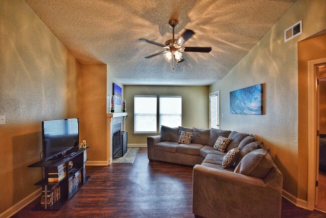 HOME SWEET HOME - Nieman Square