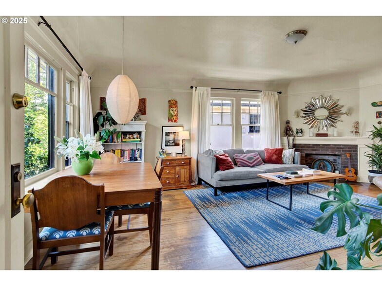 Building Photo - 2066 NW Overton St