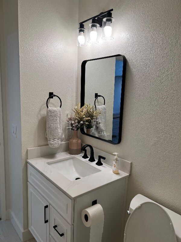 Building Photo - 1394 Pajaro Ave