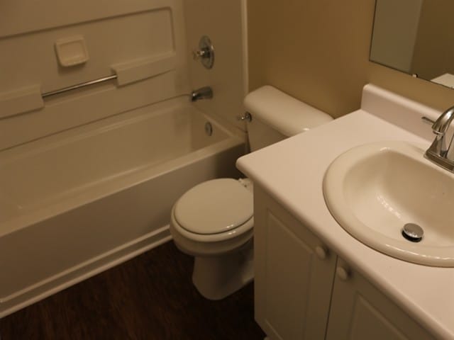 Building Photo - 2480 Bloxom St