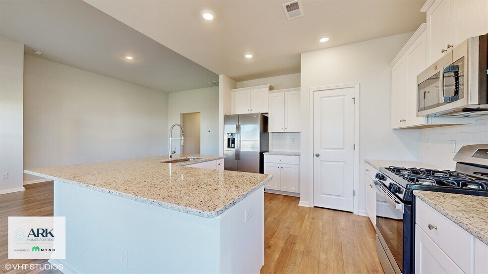 Building Photo - 163 Barwick Dr NW