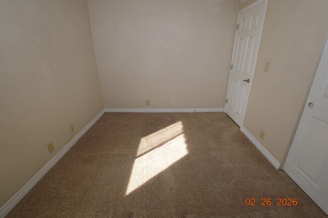 Building Photo - 4340 Sandy River Dr