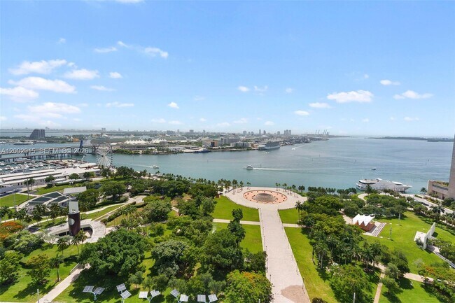 Building Photo - 50 Biscayne Blvd