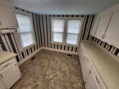 Building Photo - 500 Ivey Rd