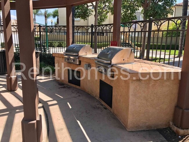 Building Photo - 11630 Miro Cir