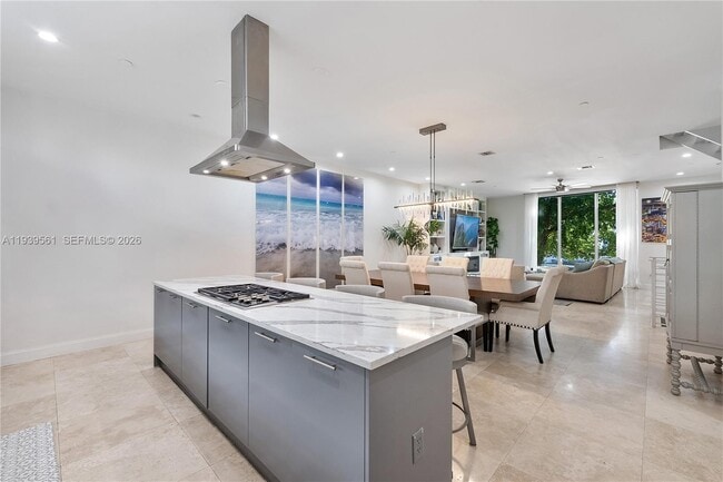 Building Photo - 3266 NE 15th St