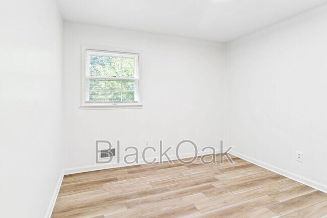 Building Photo - 4205 Foreman Ln