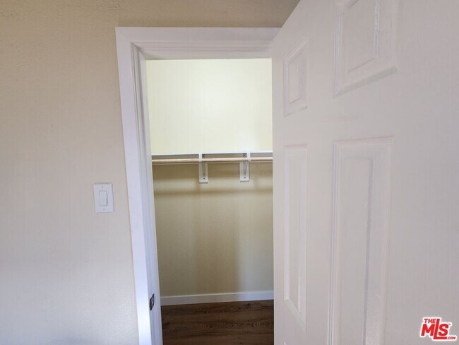 Building Photo - 7302 Mace Pl