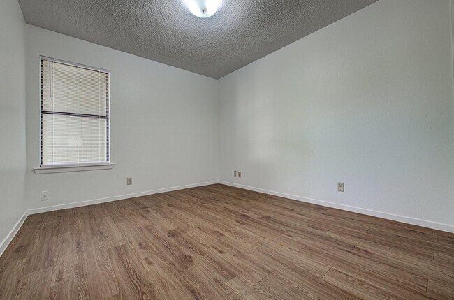 Building Photo - 11428 Ptarmigan Dr