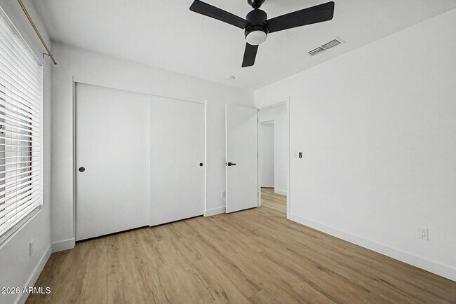Building Photo - 16813 N 113th Ave
