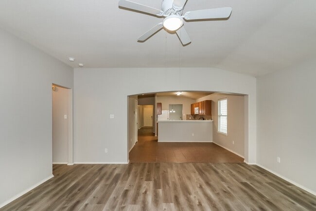 Building Photo - 3510 Aztec Wood Dr