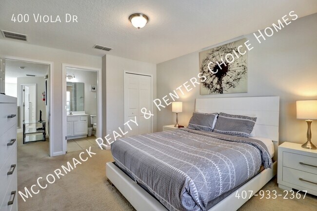 Building Photo - 400 Viola Dr