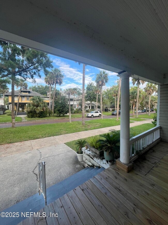 Building Photo - 1808 Bayard Pl