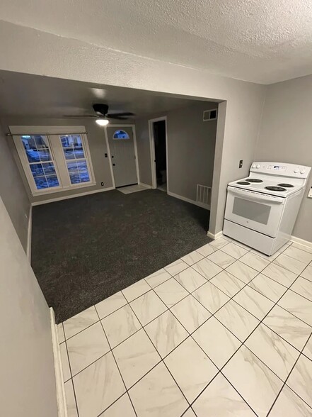 Building Photo - 1132 Margie St