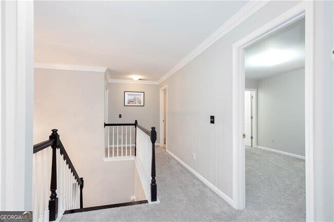 Building Photo - 58 Parkside Cir