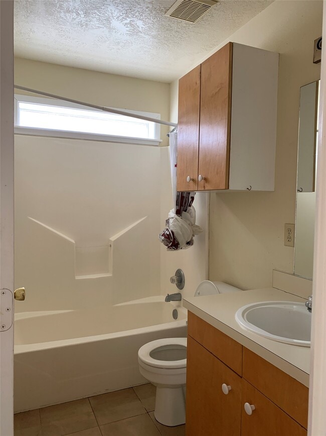 Building Photo - 4310 College Main St