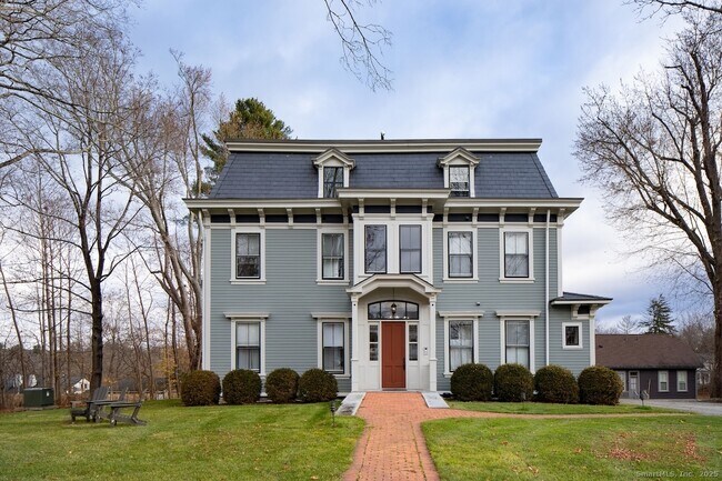 Primary Photo - 31 Sharon Rd