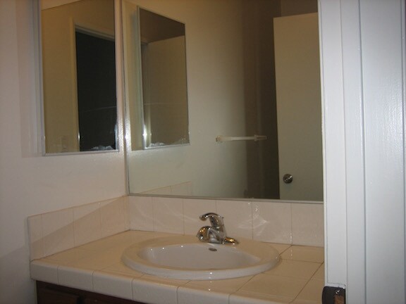 Building Photo - 1144 21st St