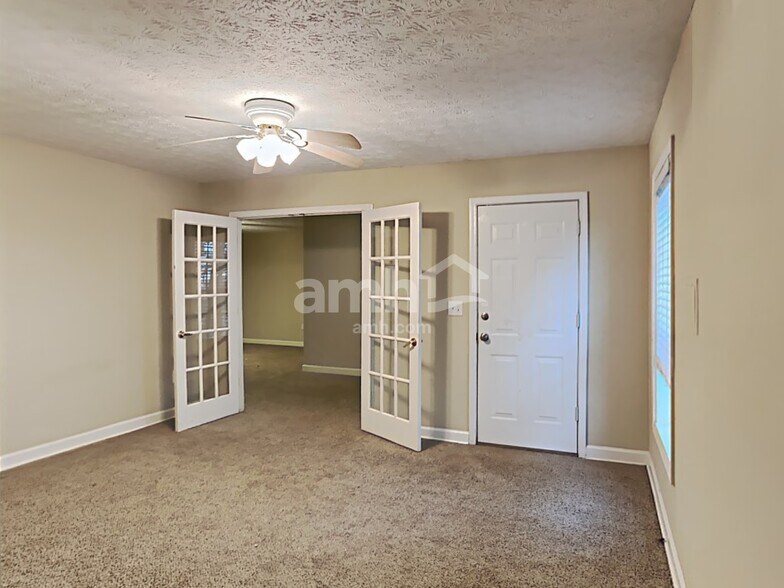 Building Photo - 3969 Riverstone Dr