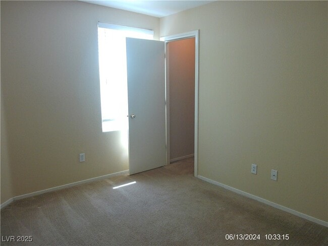 Building Photo - 528 Round Reign Ave