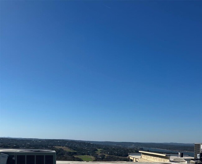 Building Photo - 5914 Lago Vista Way