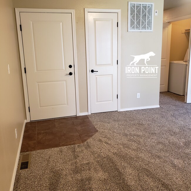 Building Photo - 886BONSAI