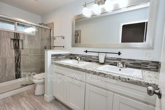 Building Photo - 5248 Phoenix Ridge Pl