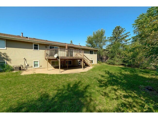 Building Photo - 88 108th Ave NW