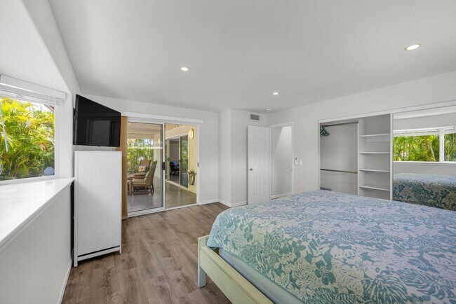 Building Photo - Newly Renovated Furnished 3BR/1BA Downstairs Unit with Pool Access in South Kihei