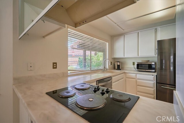 Building Photo - 40351 Sugar Bush Ct