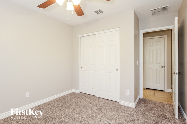 Building Photo - 18501 W Southgate Ave