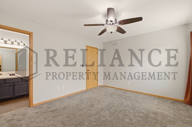 Building Photo - 1726 Black Oak Ct