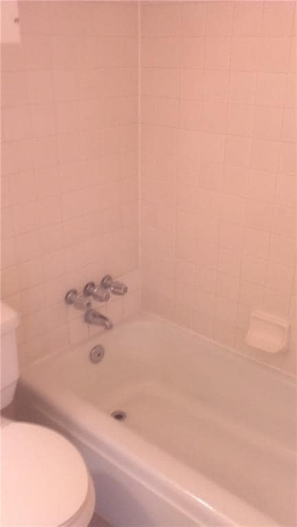 Building Photo - 9410 Quail Meadow Dr