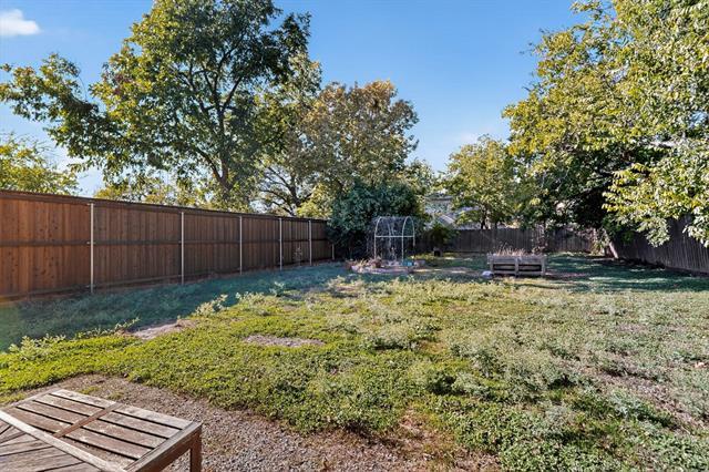 Building Photo - 5645 Santa Fe Ave