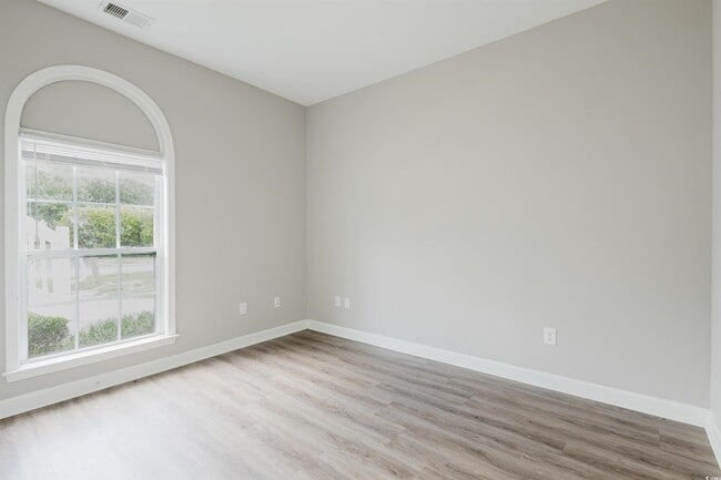 Building Photo - 171 Westhaven Dr
