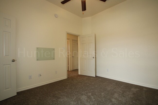 Building Photo - 4 Bedroom in Copperas Cove’s House Creek N...